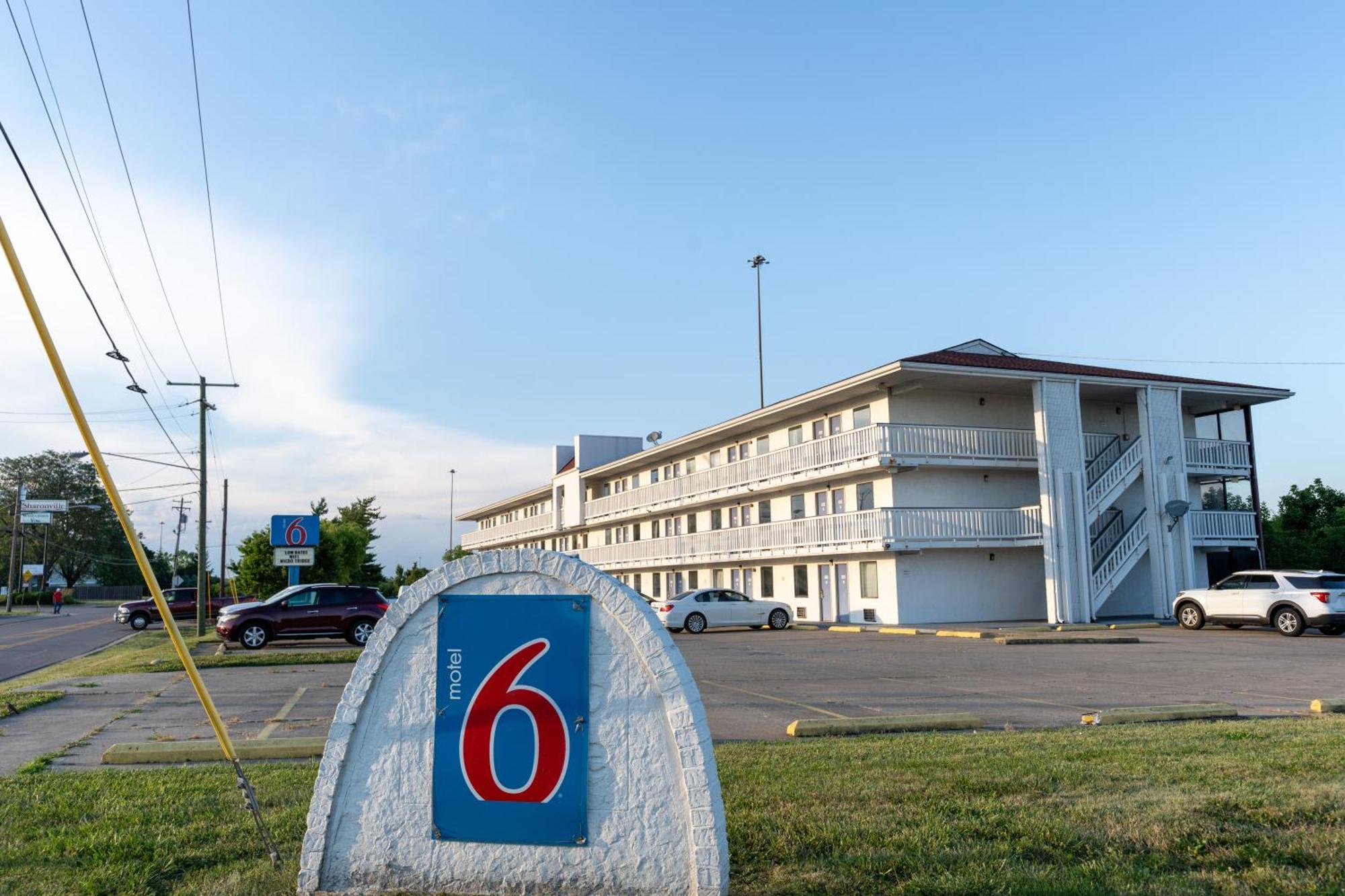 Motel 6-Cincinnati, Oh Sharonville Bagian luar foto